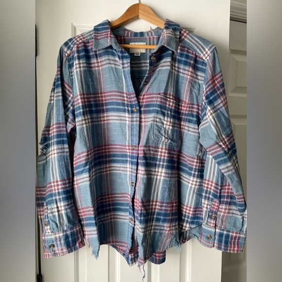 American Eagle Outfitters Tops - American Eagle Women’s Distressed Flannel Button Down Size L